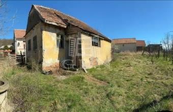 Eladó Romániai lakóövezeti telek hirdetés (89434857)