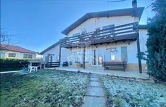 Eladó Romániai családi ház hirdetés (47256641)