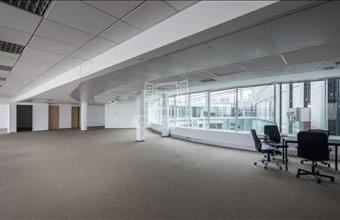 Kiadó Budapest VII. kerületi iroda irodaházban hirdetés (82433762)