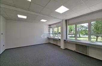 Kiadó Székesfehérvári iroda irodaházban hirdetés (77429634)