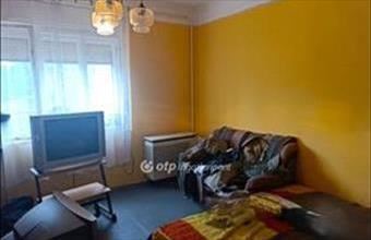 Eladó Tiszajenői családi ház hirdetés (37328596)