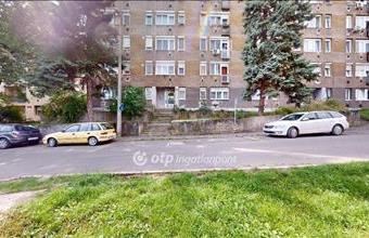 Eladó Miskolci csúsztatott zsalus lakás hirdetés (46433527)