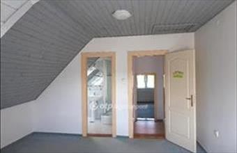 Eladó Felsőörsi családi ház hirdetés (76557464)