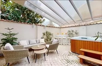 Eladó Egeri iroda irodaházban hirdetés (23677872)