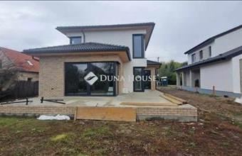 Eladó Szegedi családi ház hirdetés (99844432)