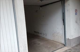 Eladó Nyíregyházai egyedi garázs hirdetés (93473974)