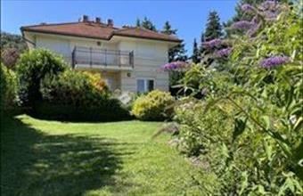 Eladó Budapest II. kerületi családi ház hirdetés (76393312)