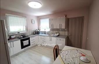 Eladó Ráckevei családi ház hirdetés (47832759)