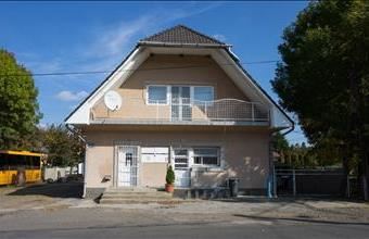 Eladó Szűcsi családi ház hirdetés (41458815)