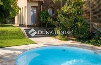 Eladó Pécsi családi ház hirdetés (34376762)