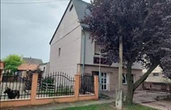 Eladó Táti családi ház hirdetés (65267287)