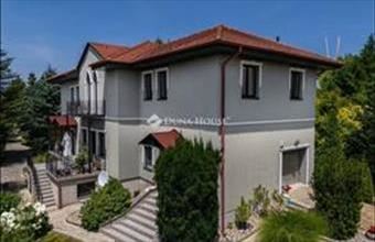 Eladó Székesfehérvári családi ház hirdetés (87874734)