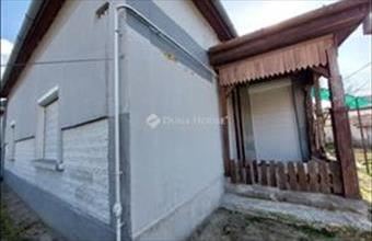 Eladó Bajai családi ház hirdetés (39216946)