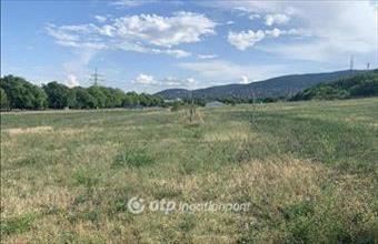 Eladó Budapest III. kerületi lakóövezeti telek hirdetés (73745143)