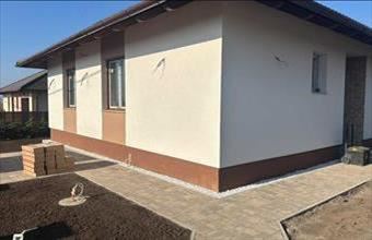 Eladó Vácrátóti családi ház hirdetés (97357436)