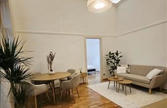 Eladó Budapest VI. kerületi tégla lakás hirdetés (93232574)