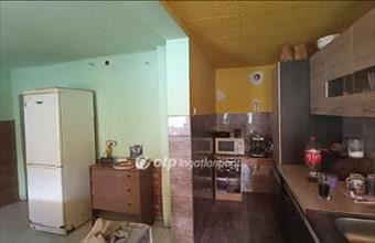 Eladó Jászberényi családi ház hirdetés (46499877)