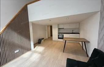 Eladó Budapest VII. kerületi tégla lakás hirdetés (93958952)