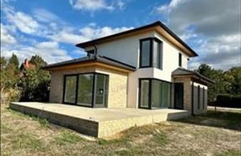 Eladó Szegedi családi ház hirdetés (34675742)