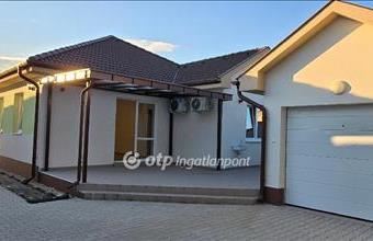 Eladó Debreceni családi ház hirdetés (84912229)