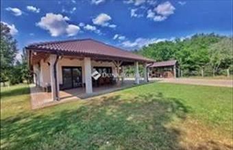 Eladó Paksi családi ház hirdetés (74974375)