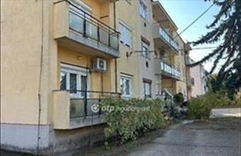 Eladó Nyíregyházai tégla lakás hirdetés (79435535)