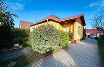 Eladó Téglási családi ház hirdetés (34652615)