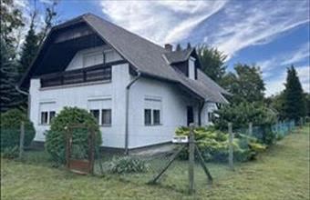 Eladó Balatonfenyvesi családi ház hirdetés (55495478)