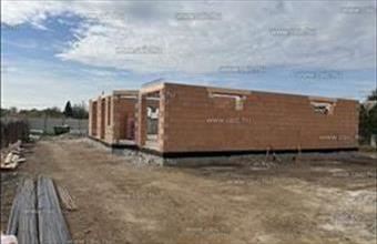 Eladó Budapest XVIII. kerületi ikerház hirdetés (43363981)