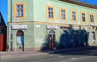 Eladó Hatvani üzlethelyiség utcafronton hirdetés (99343251)