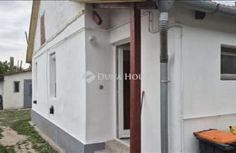 Eladó Szegedi házrész hirdetés (37574125)