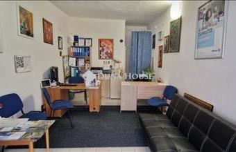 Eladó Fonyódi üzlethelyiség utcafronton hirdetés (34835498)