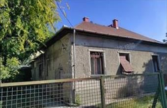 Eladó Budapest XIV. kerületi családi ház hirdetés (23923127)