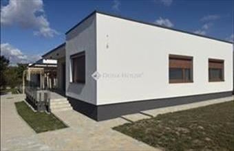 Eladó Pécsi családi ház hirdetés (94784733)