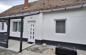 Eladó Adonyi családi ház hirdetés (32337368)