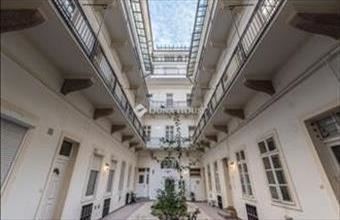 Eladó Budapest VI. kerületi tégla lakás hirdetés (59727996)