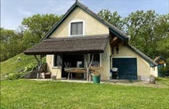 Eladó Örvényesi hétvégi ház hirdetés (96988977)