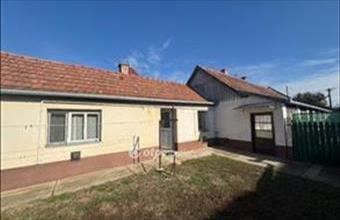 Eladó Hajdúböszörményi családi ház hirdetés (41335354)