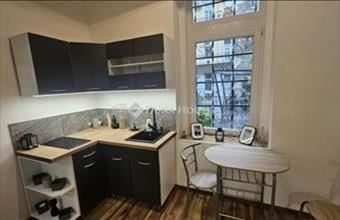 Eladó Budapest VII. kerületi tégla lakás hirdetés (48879997)