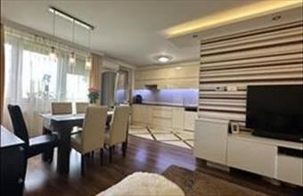 Eladó Szegedi tégla lakás hirdetés (68236933)