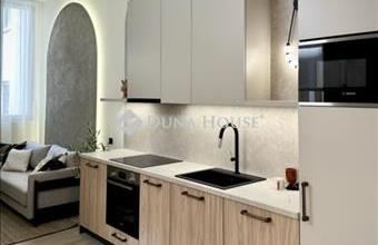 Eladó Budapest V. kerületi tégla lakás hirdetés (78933945)