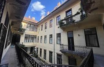 Eladó Budapest VI. kerületi tégla lakás hirdetés (87766249)