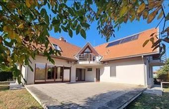 Kiadó Budapest XXII. kerületi családi ház hirdetés (53413344)