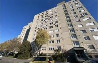 Eladó Győri panel lakás hirdetés (42389574)