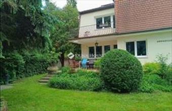Eladó Budapest III. kerületi családi ház hirdetés (35344954)