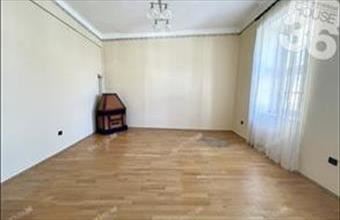 Eladó Kecskeméti iroda családiházban hirdetés (79966993)