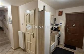 Eladó Alsóörsi családi ház hirdetés (39643139)