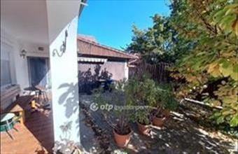 Eladó Budapest III. kerületi családi ház hirdetés (35443974)