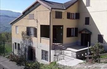 Eladó Olaszországi családi ház hirdetés (32343532)