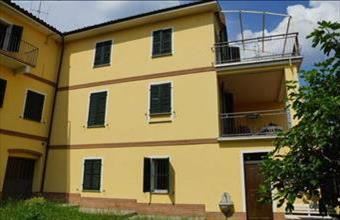 Eladó Olaszországi tégla lakás hirdetés (73843394)